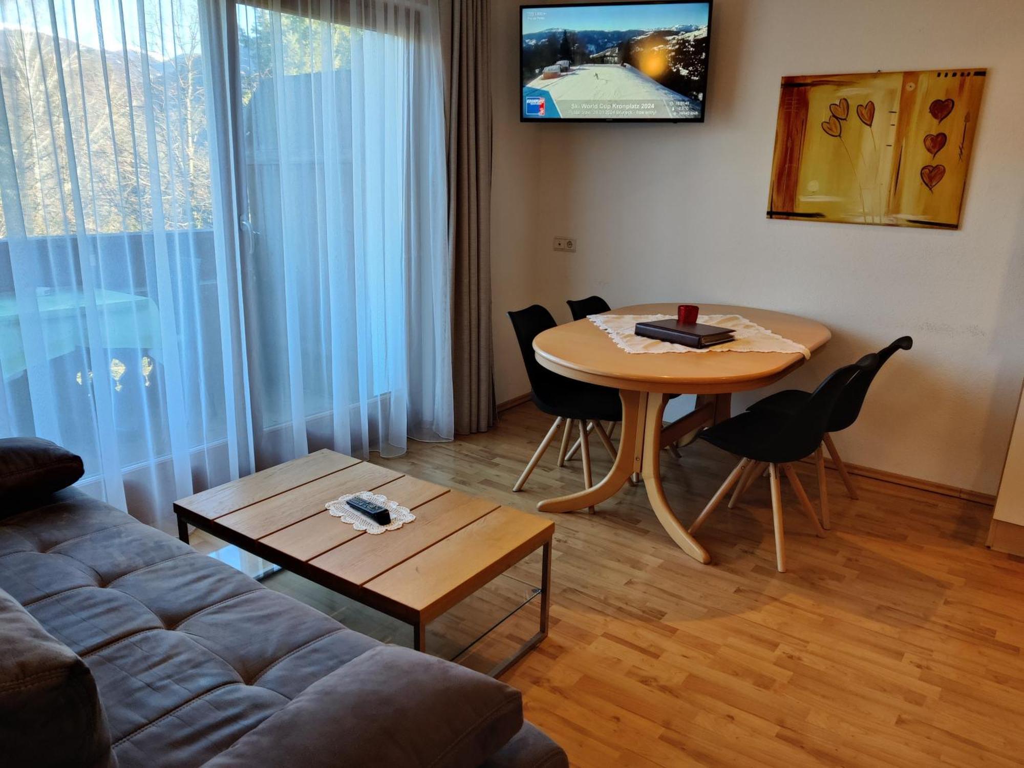 Residence Klementhof Fiumes Exterior photo